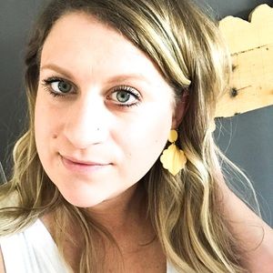 Meet your Posher, Sondra